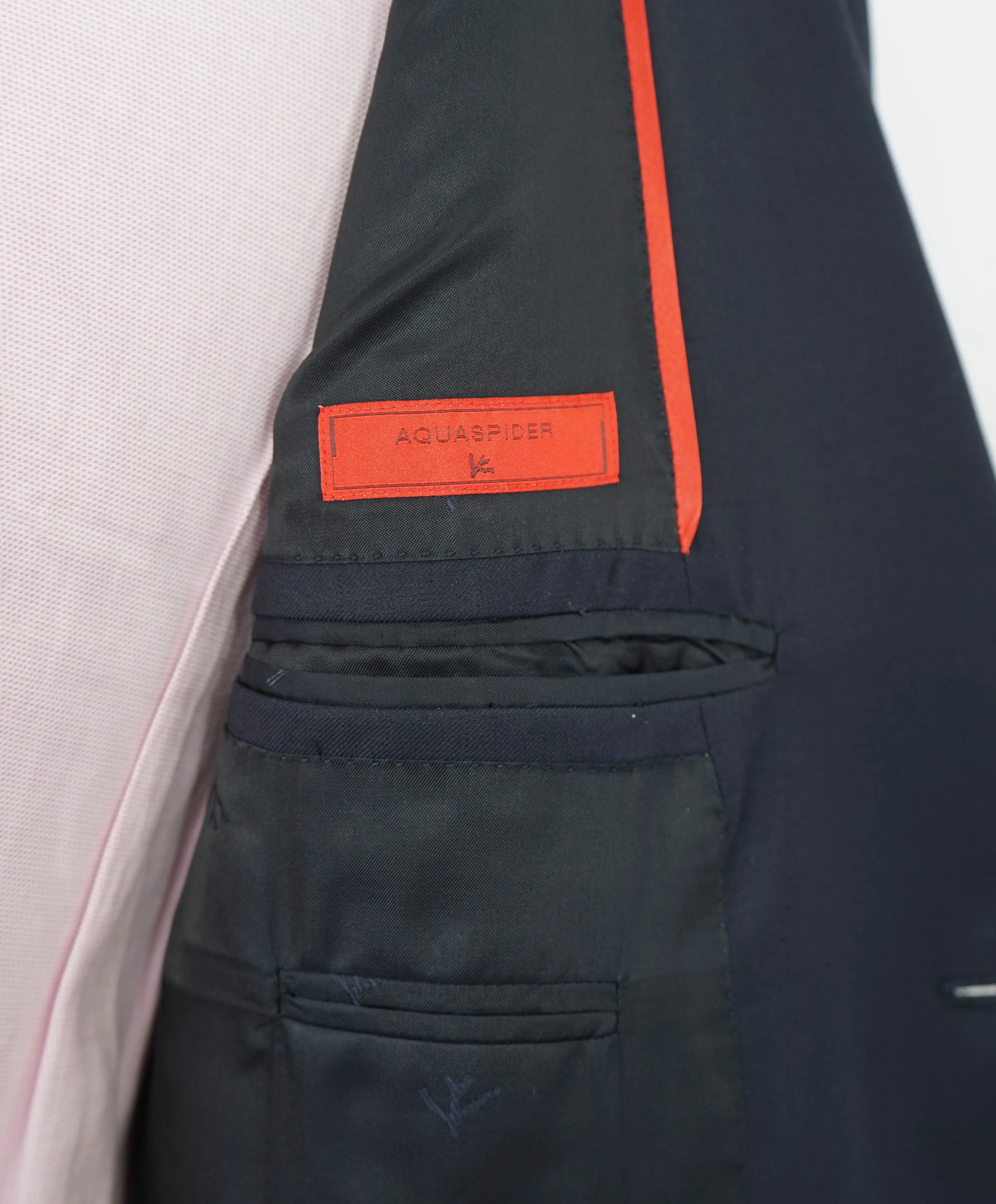 $3,750 ISAIA - Navy Blue "AQUASPIDER" *CLOSET STAPLE* Coral Pin Suit - 44S