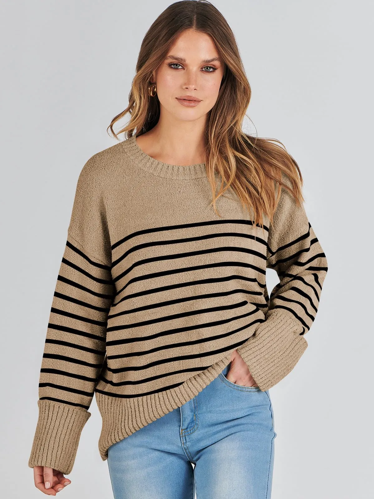 ANRABESS Women's Oversized Crewneck Long Sleeve Fuzzy Knit Casual Chunky Warm 2024 Fall Pullover Sweaters Top Trendy Outfits