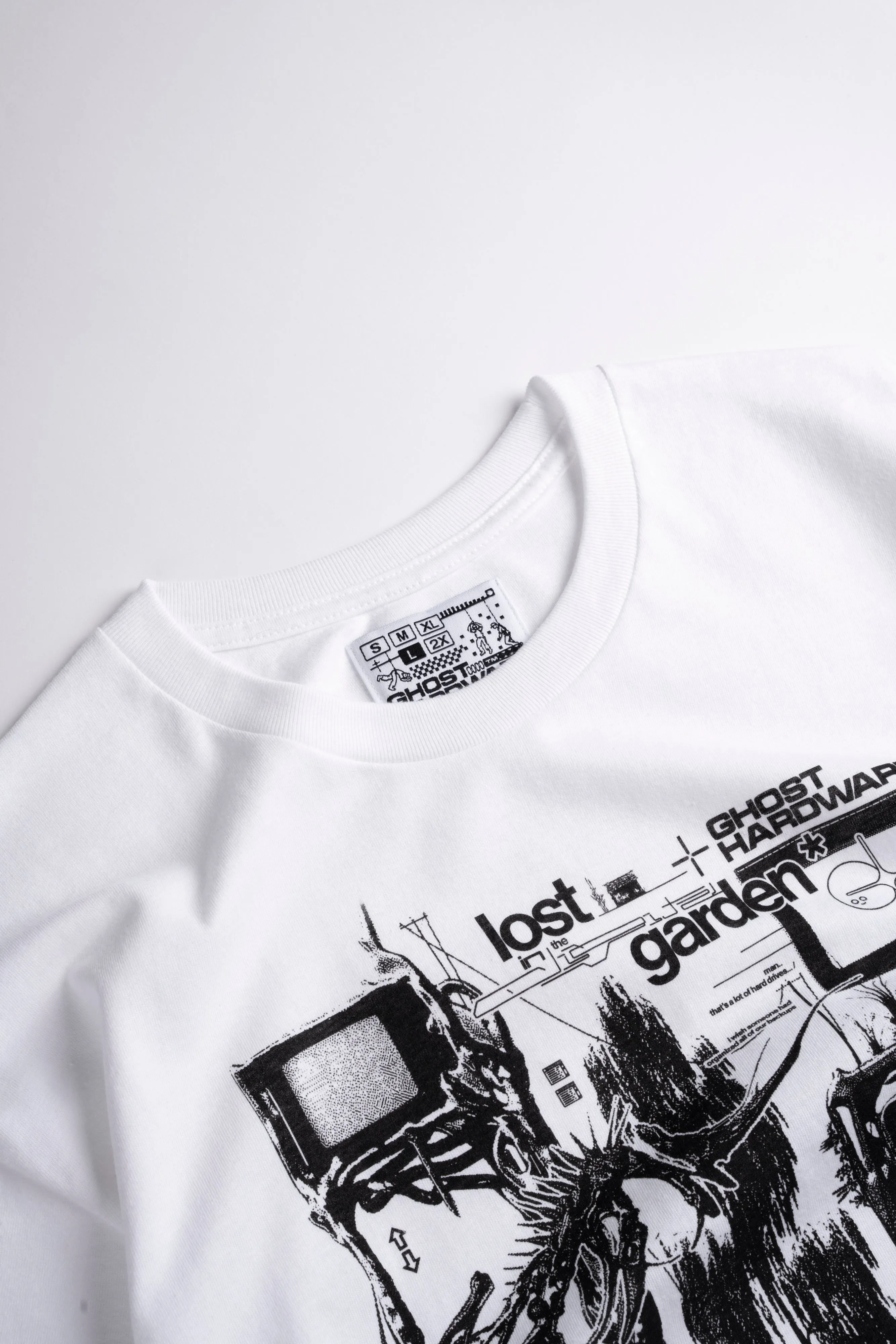 Archives [ basic ] Tee