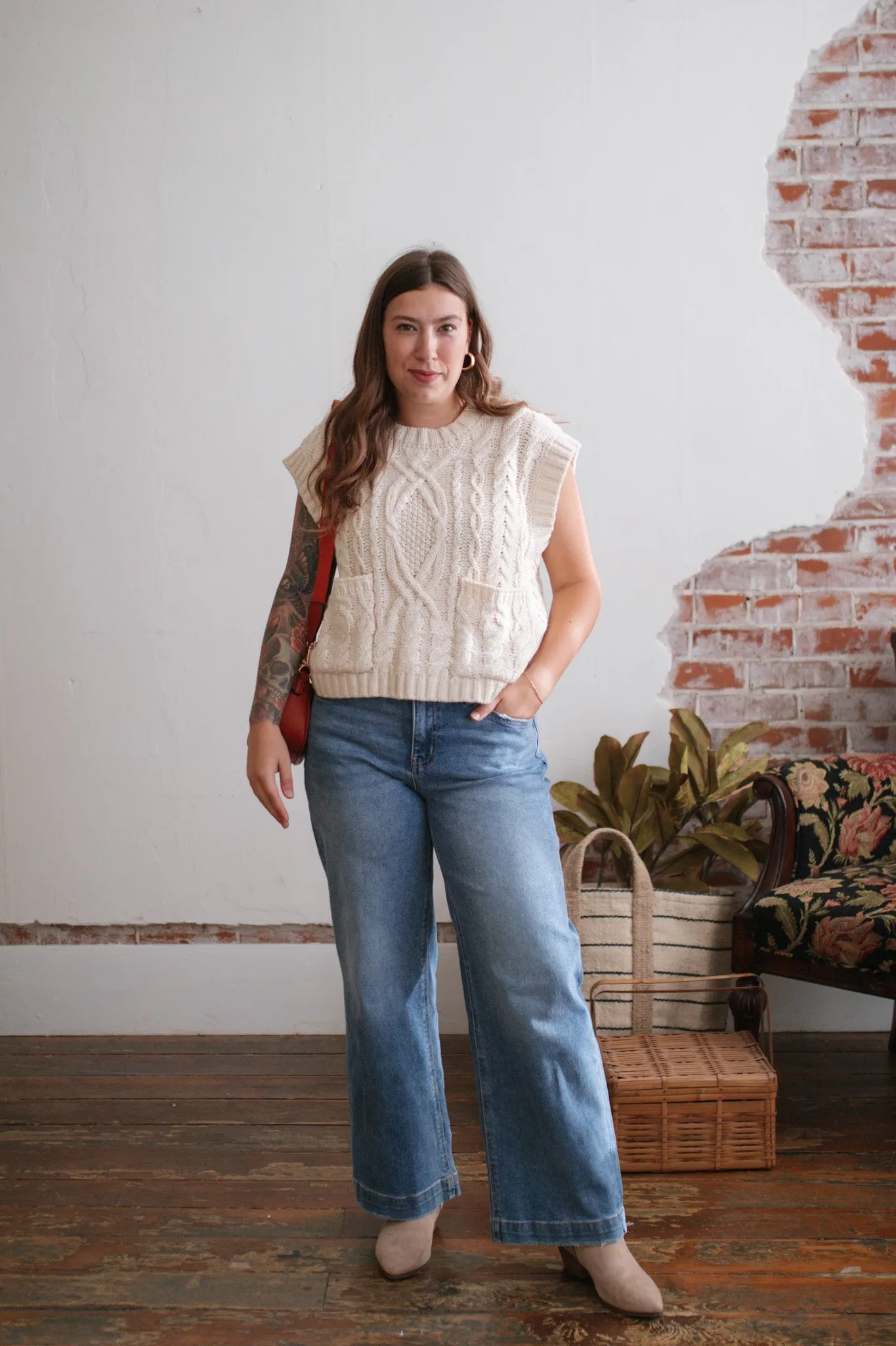 Aria Chunky Knit Pullover Vest