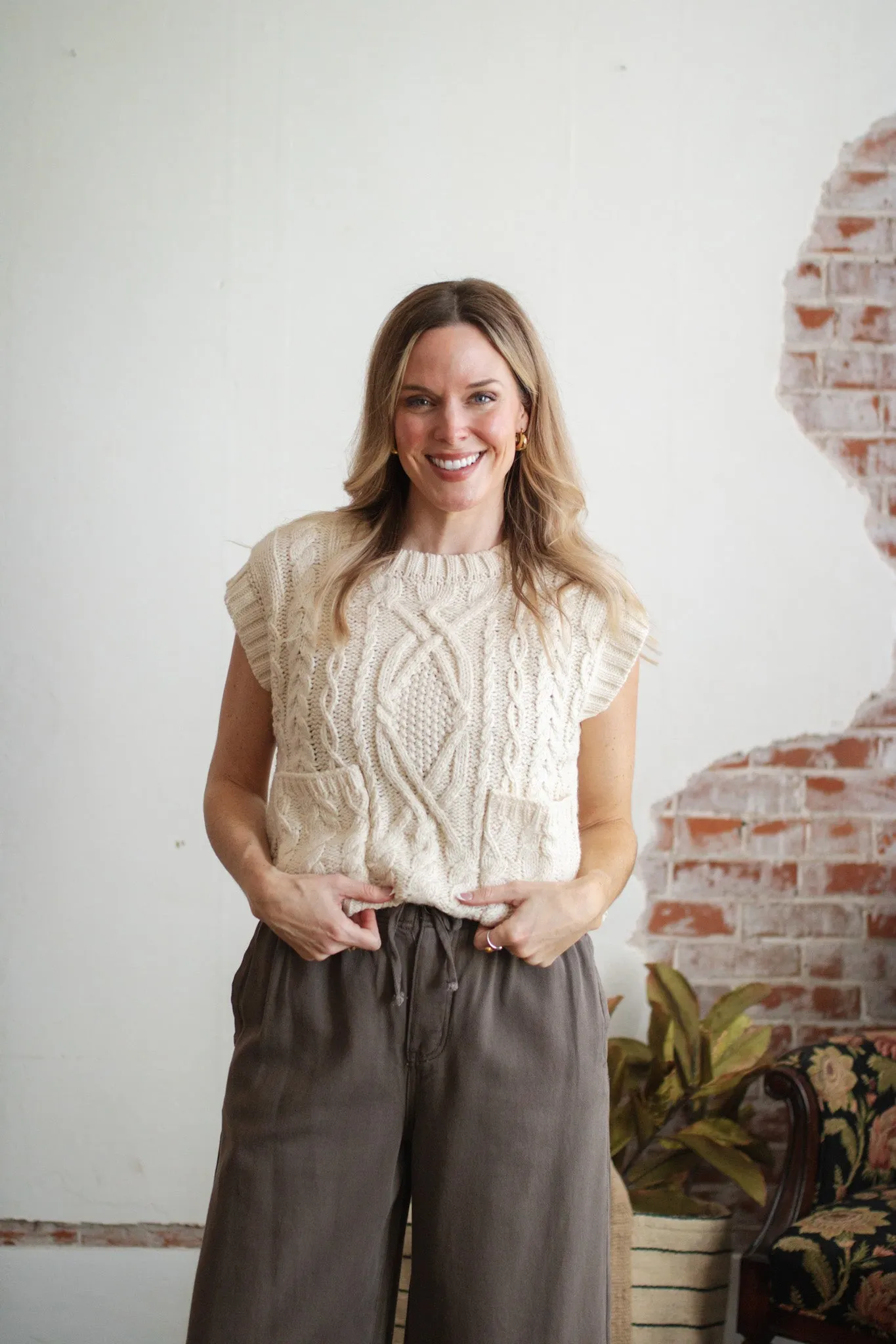 Aria Chunky Knit Pullover Vest