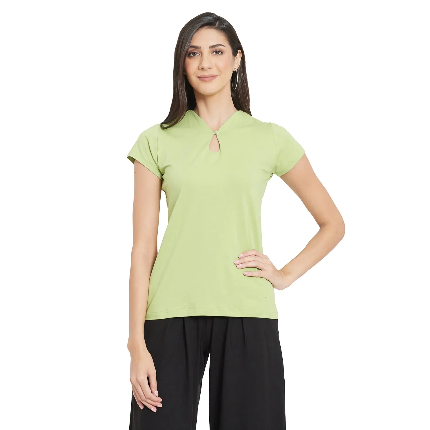 BASIC KEYHOLE NECK LINE TOP