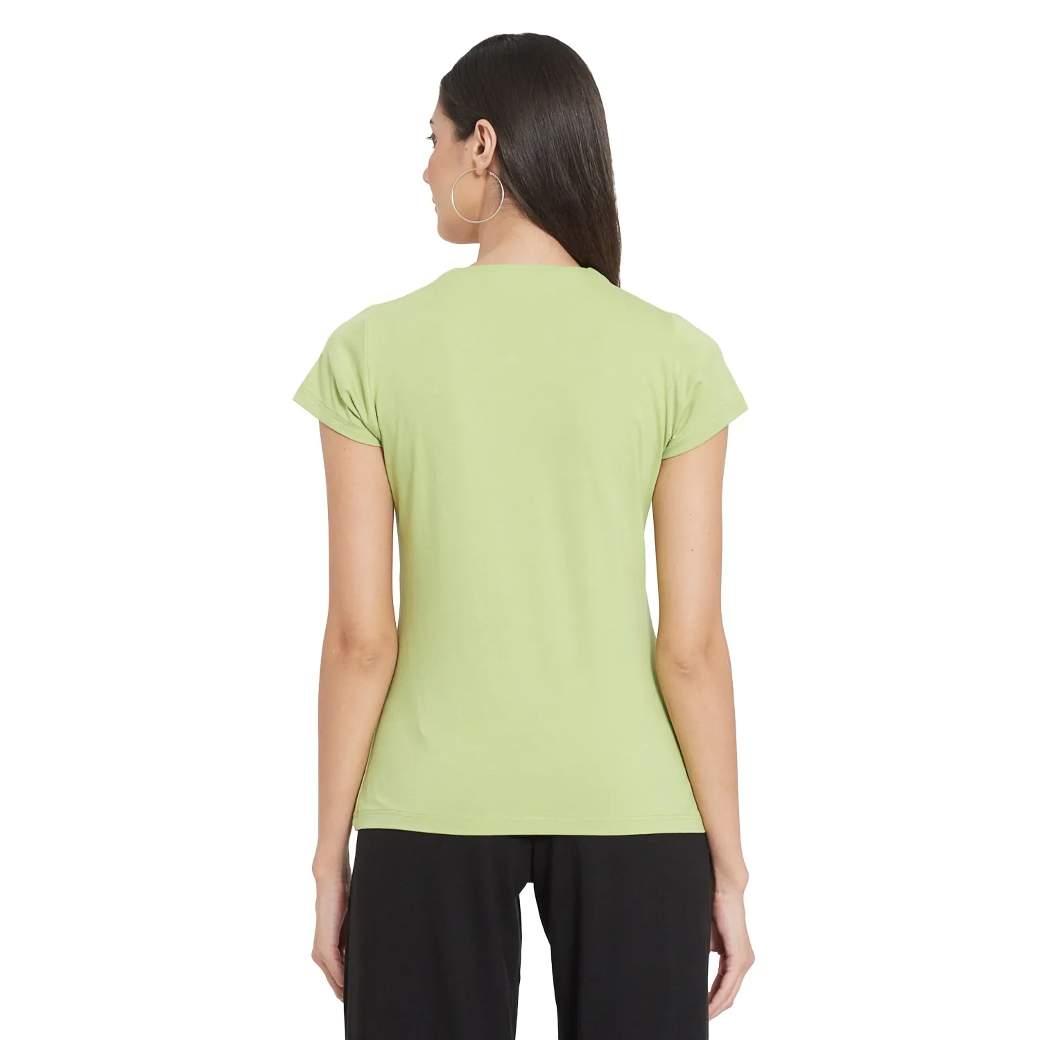 BASIC KEYHOLE NECK LINE TOP