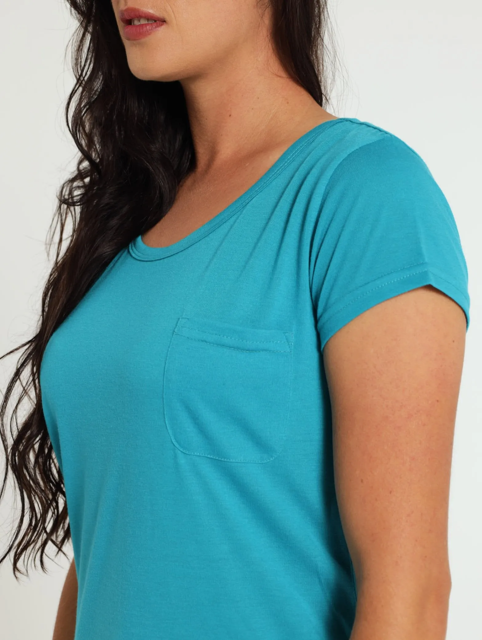 Basic Pocket Tee - Turquoise