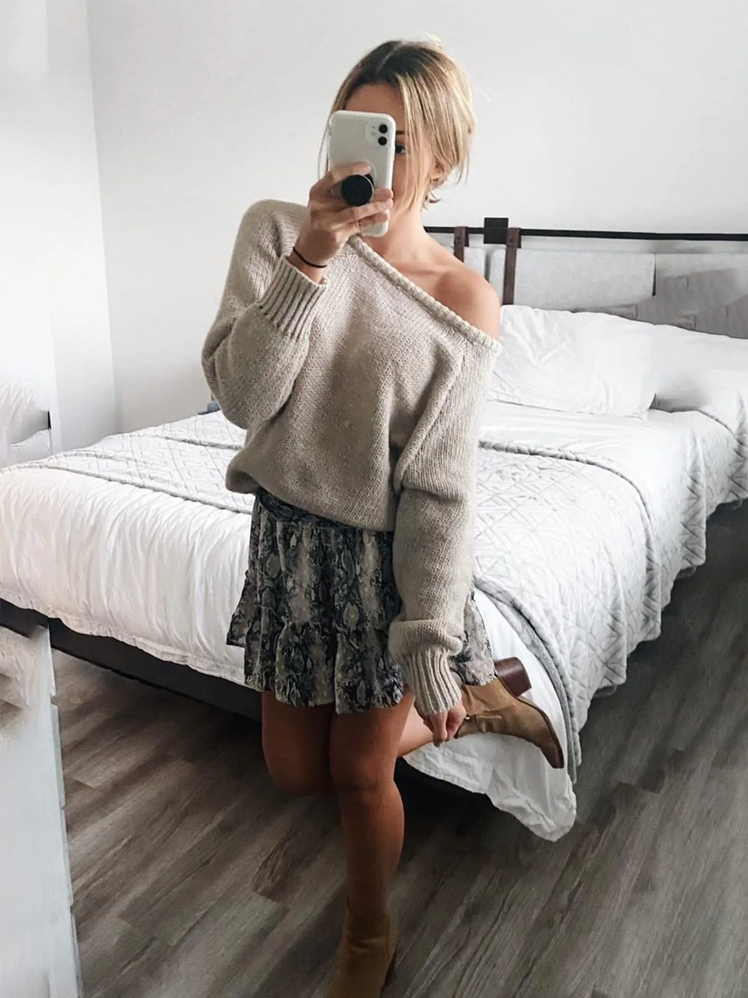 BTFBM Women Casual Long Sleeve Fall Sweaters Crew Neck Soft Ribbed Knitted Oversized Pullover Loose Fit Jumper