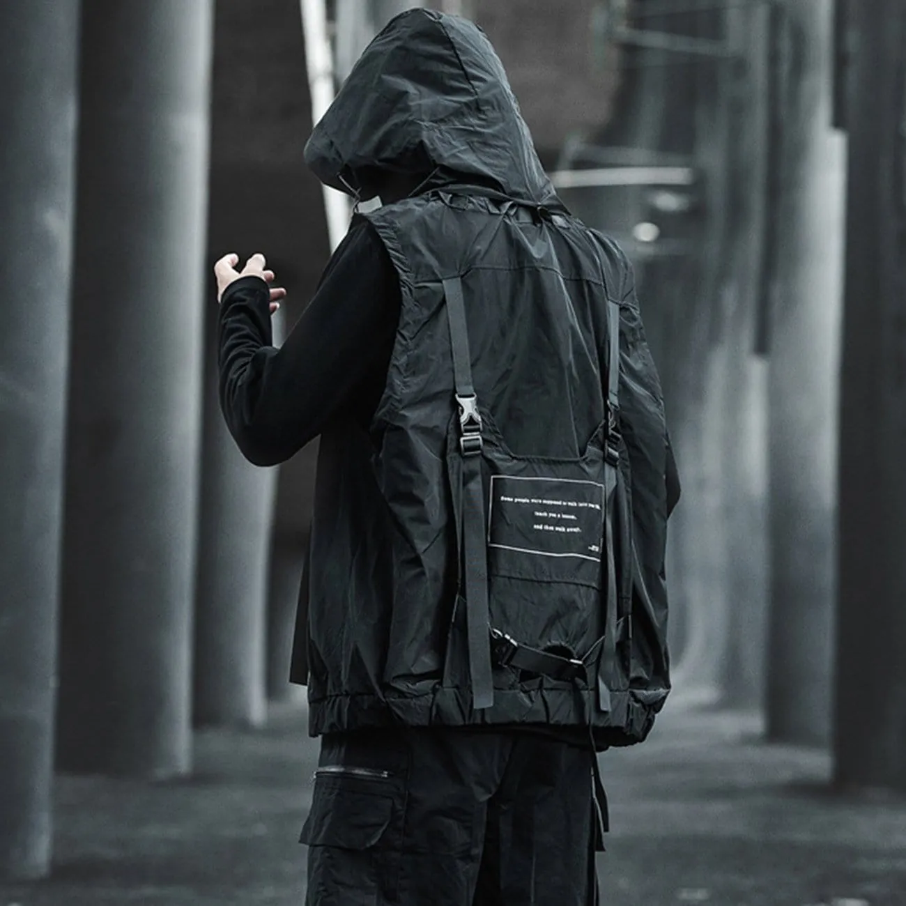 Dark Combat Multi Pockets Hooded Vest Jacket