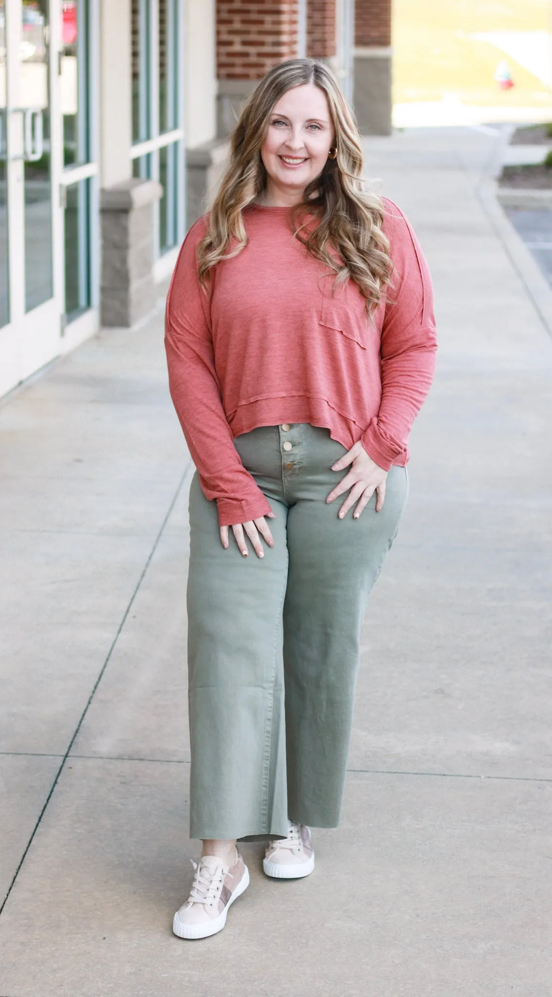 Day at the Cafe Basic Top in Rust
