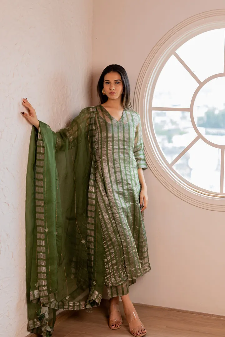 Dvanaa Kurta Set