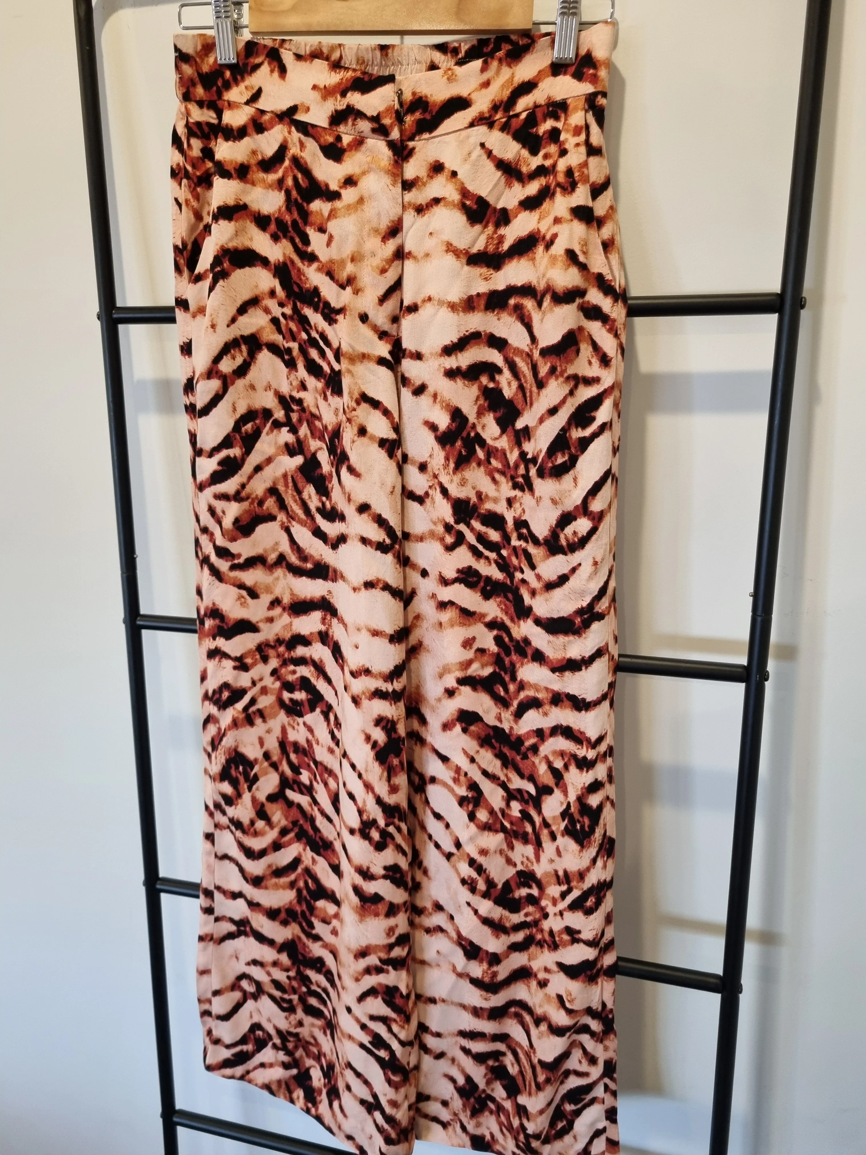 eb & ive pants  - Size S (BNWT)