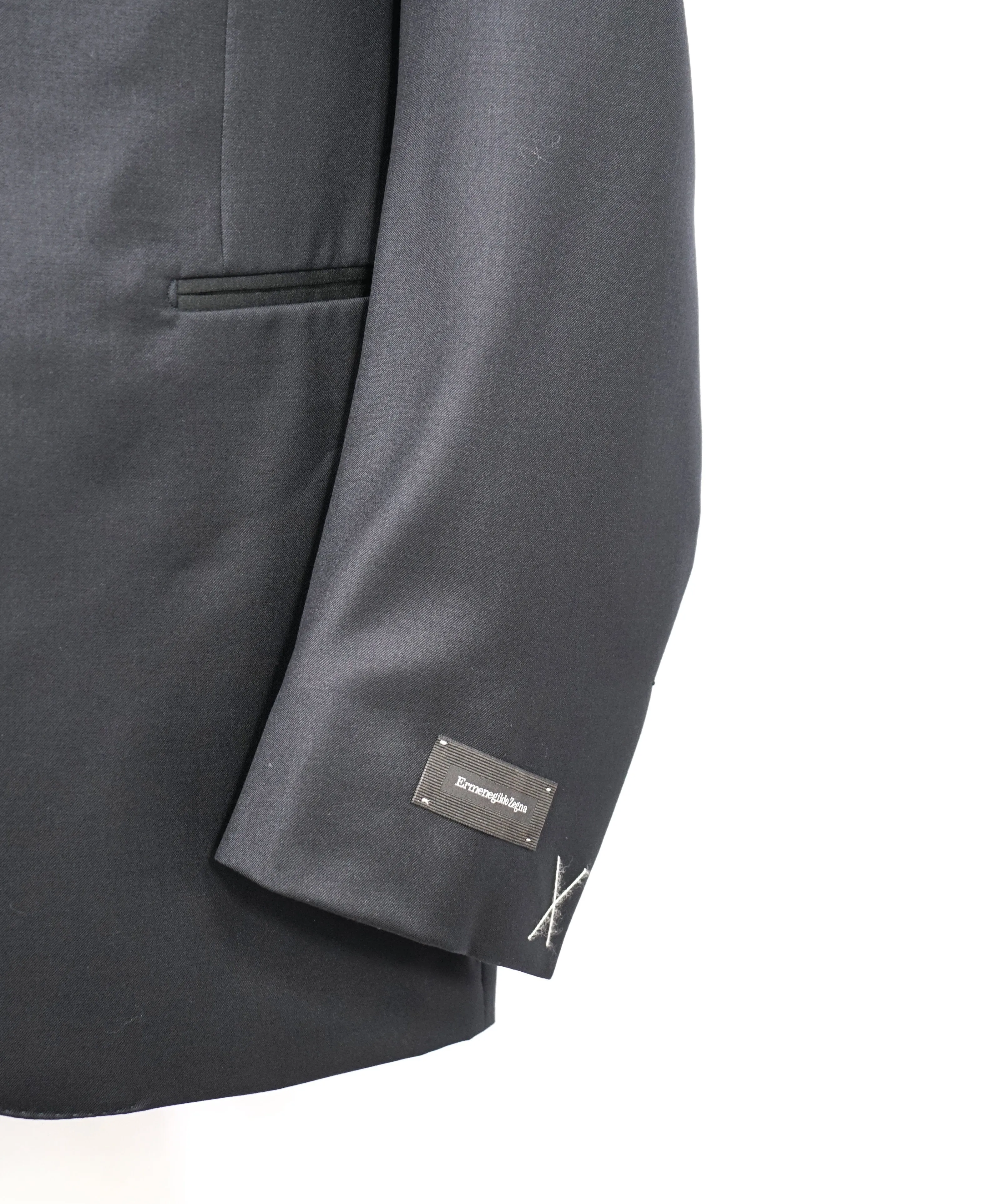 ERMENEGILDO ZEGNA -"MICRONSPHERE MILA" PEAK LAPEL Black Tuxedo - 44L