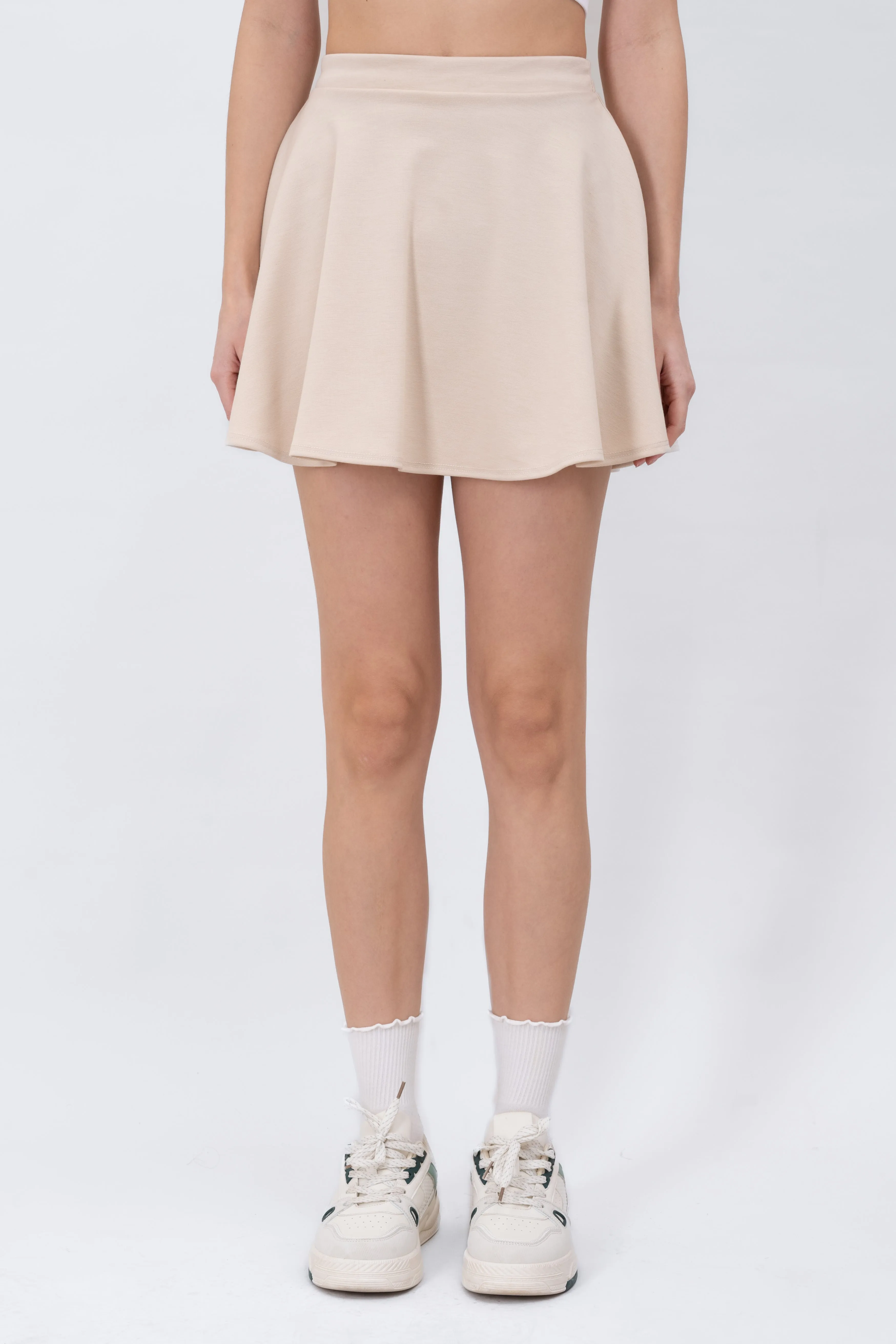 Falda skater lisa