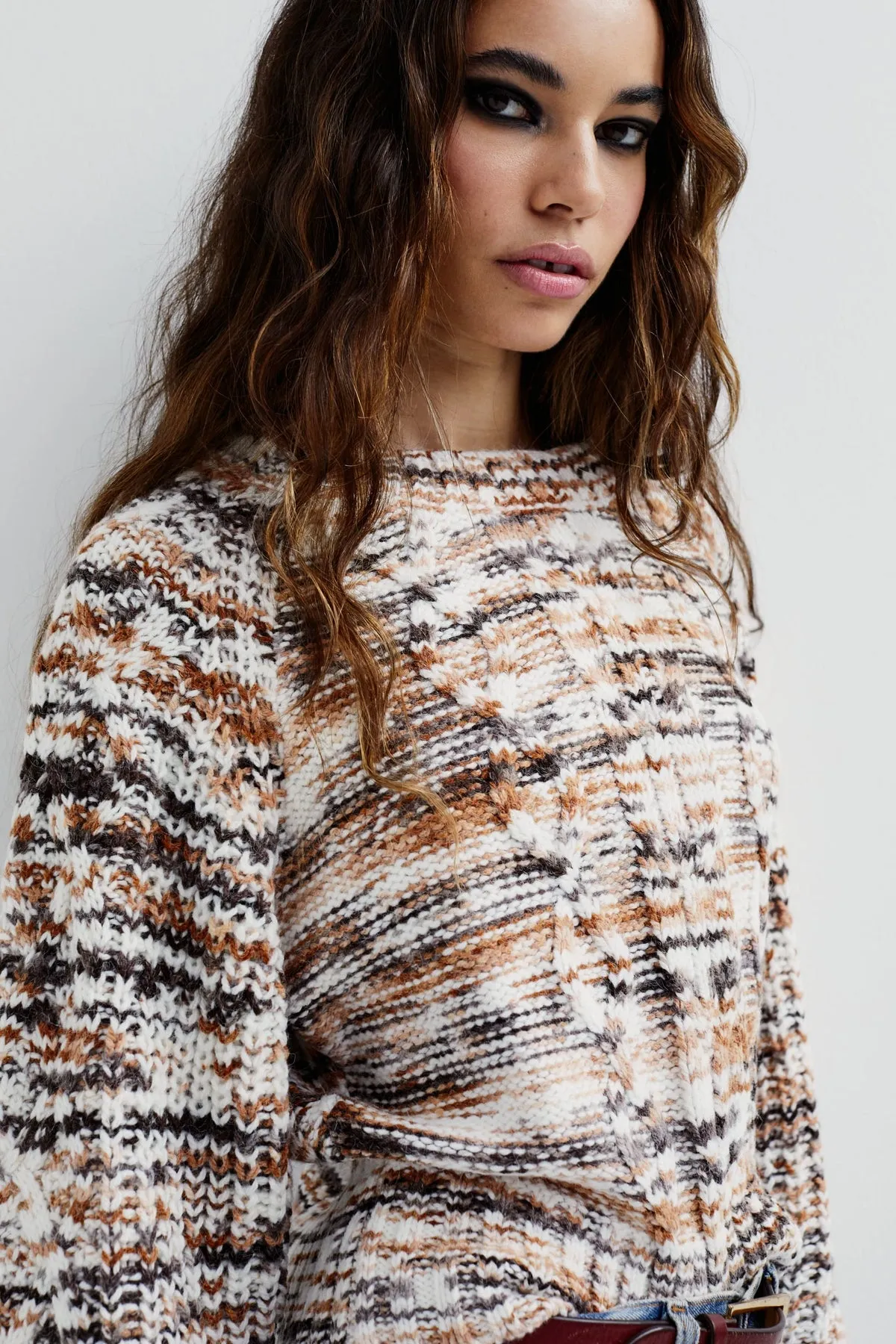 GERI SWEATER