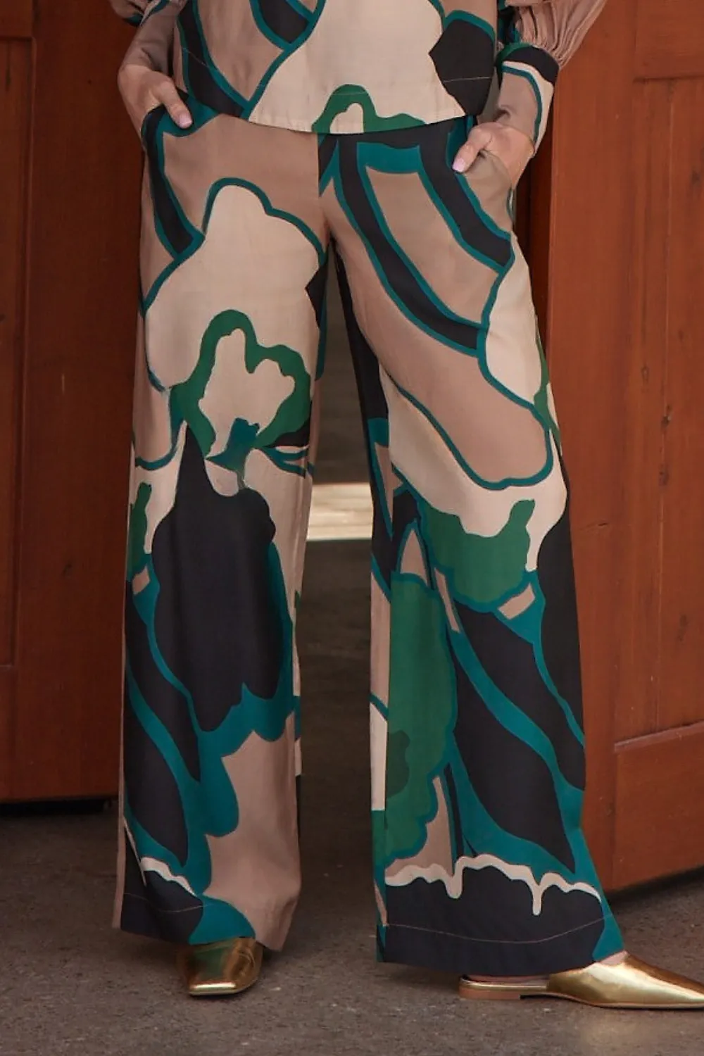 GESTURE PANT