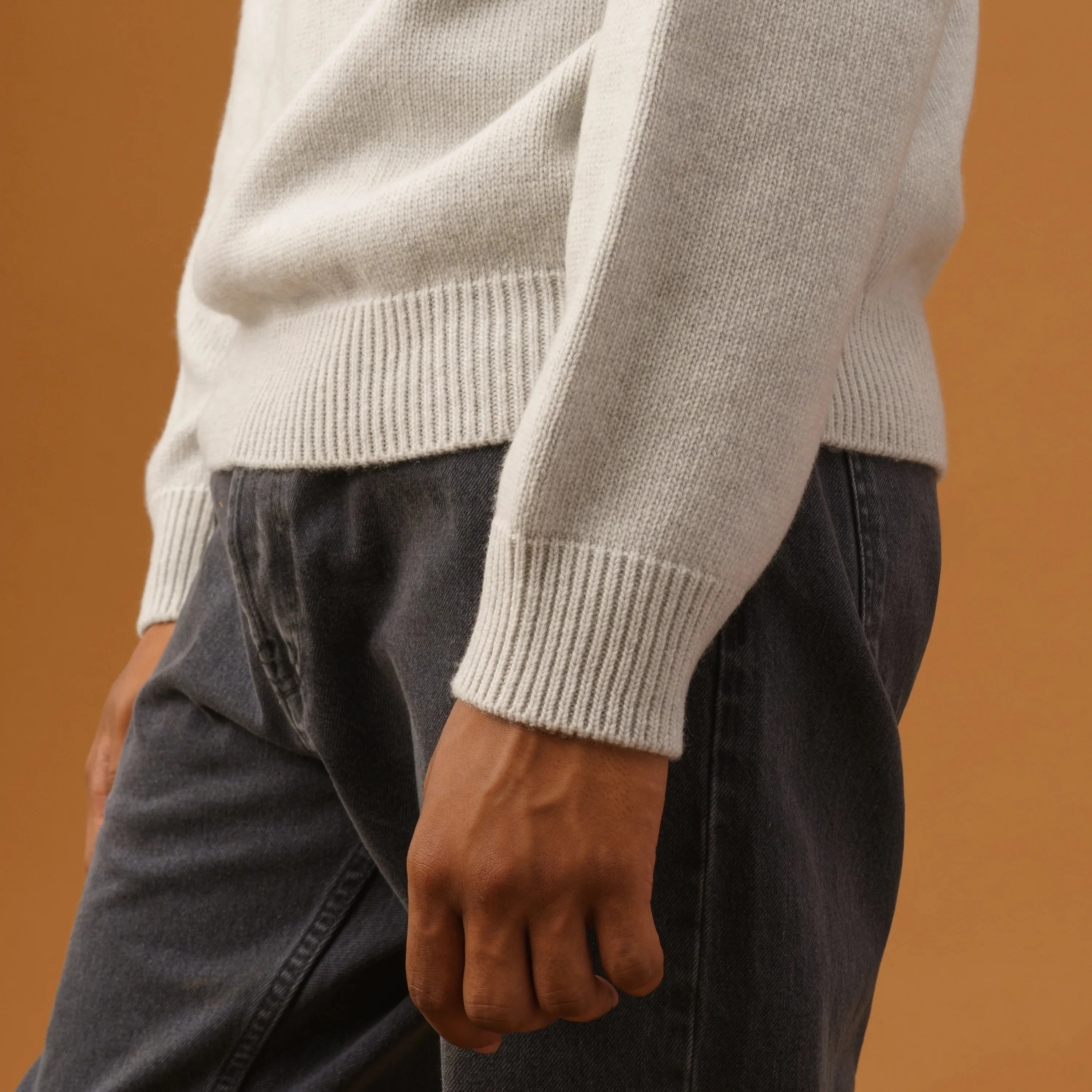 HEAVY WOOL SWEATER