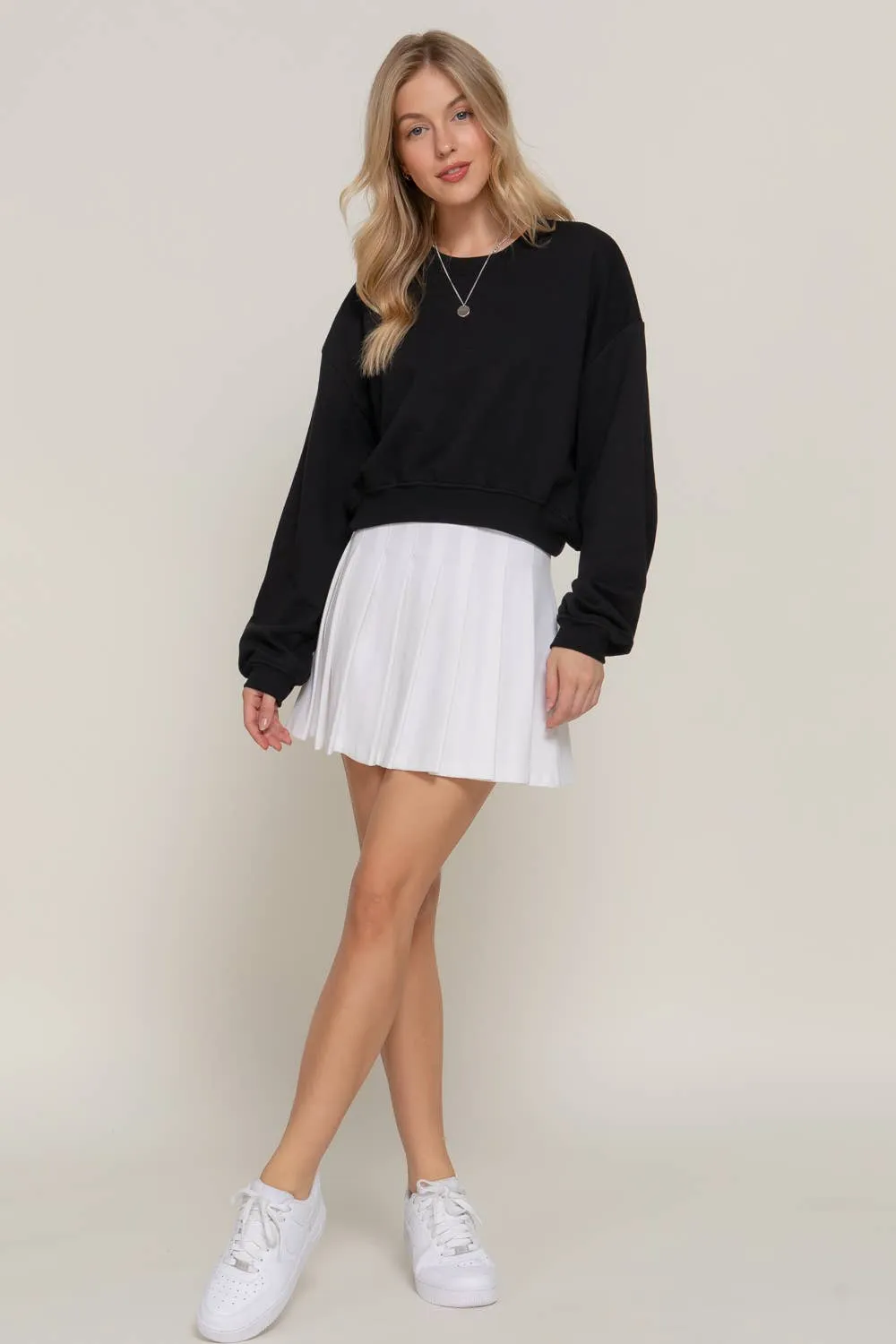 Long Sleeve Crew Neck Cropped Sweatshirt