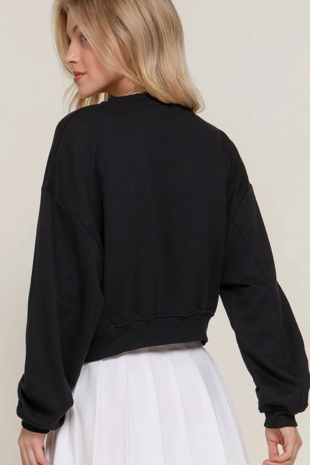 Long Sleeve Crew Neck Cropped Sweatshirt