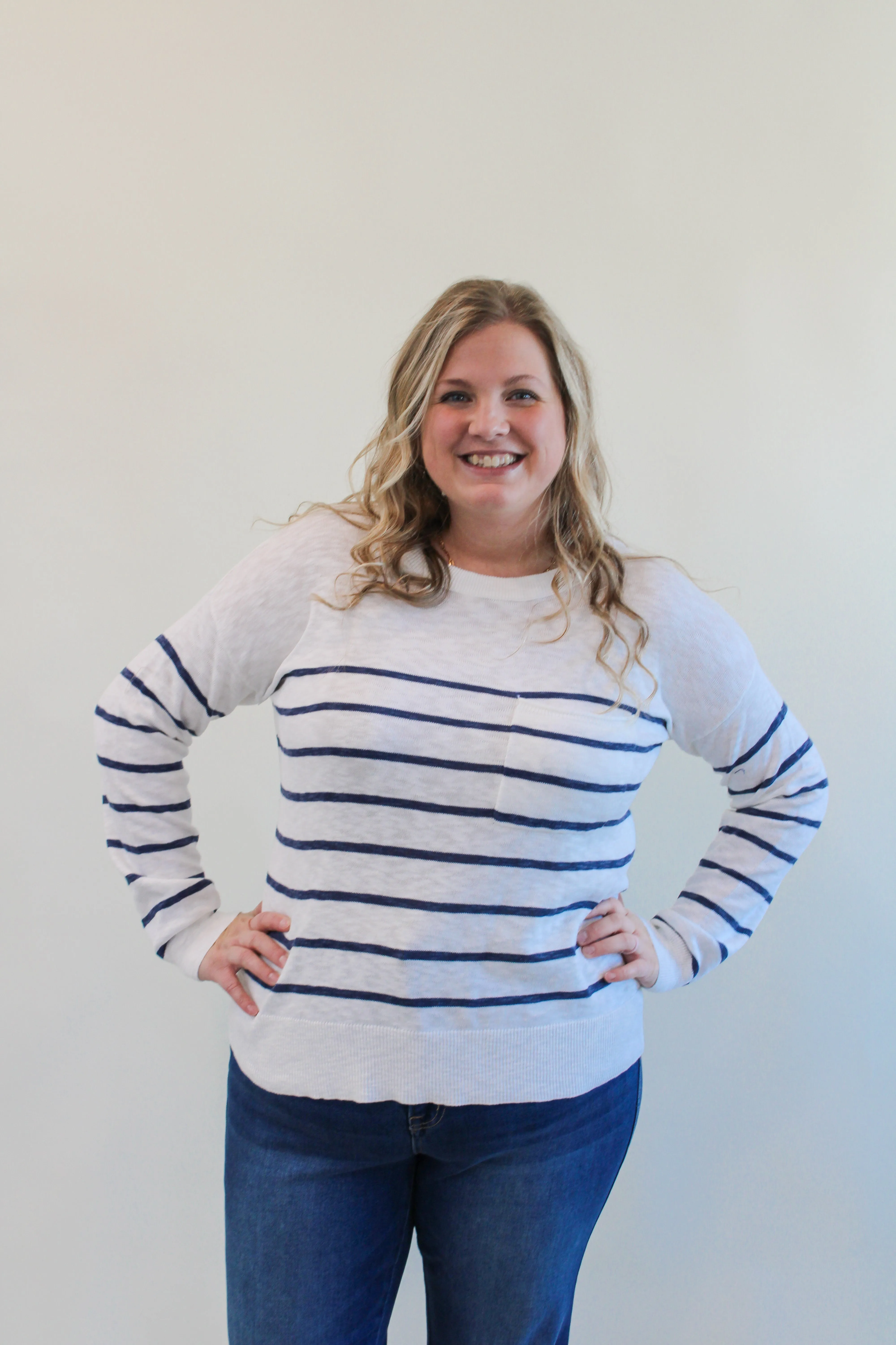 MARINE CURVY STRIPED POCKET SWEATER