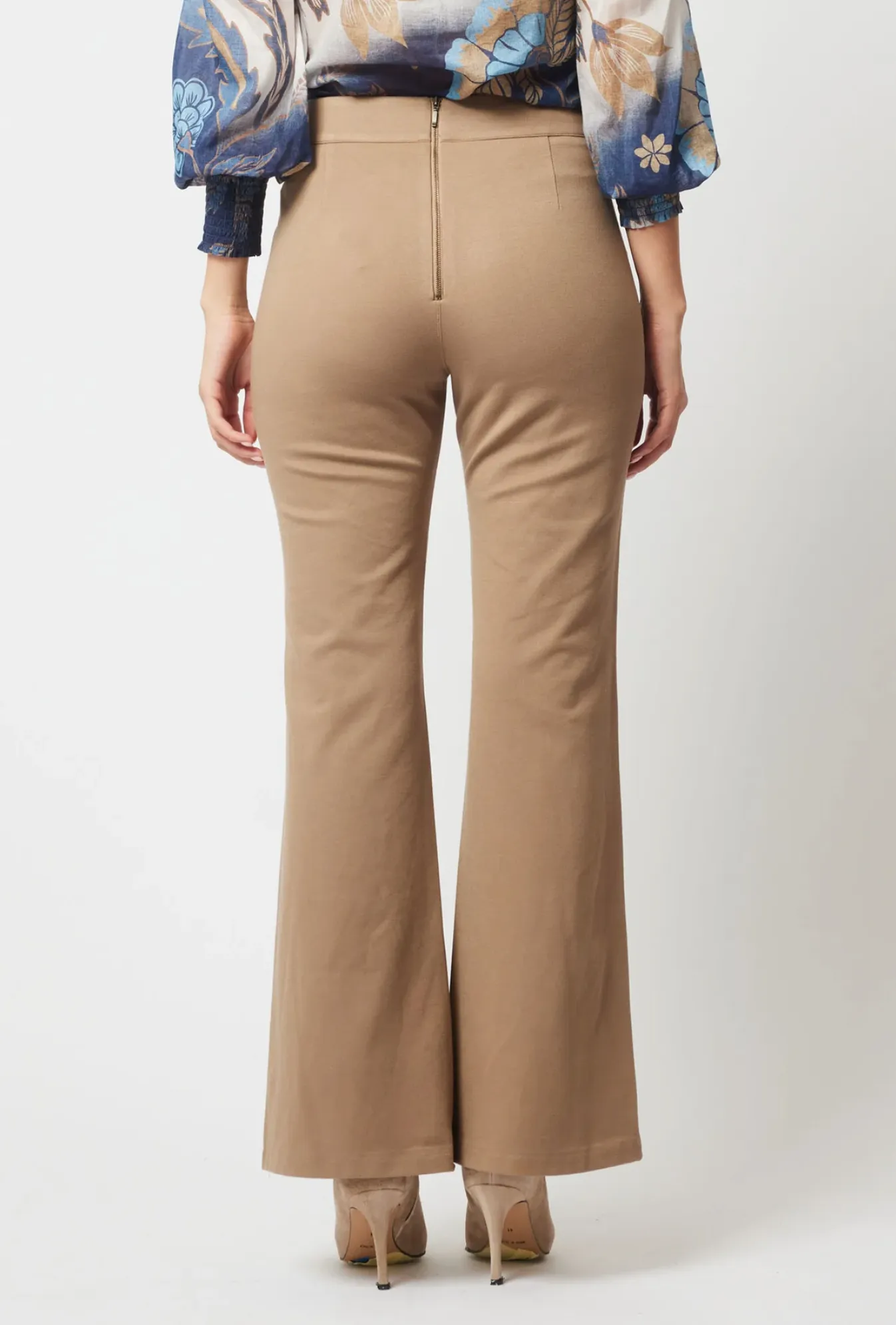 PHOENIX Flared Pant