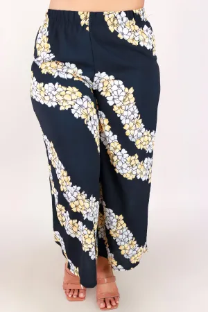 PUAKENIKENI CAPRI PANTS