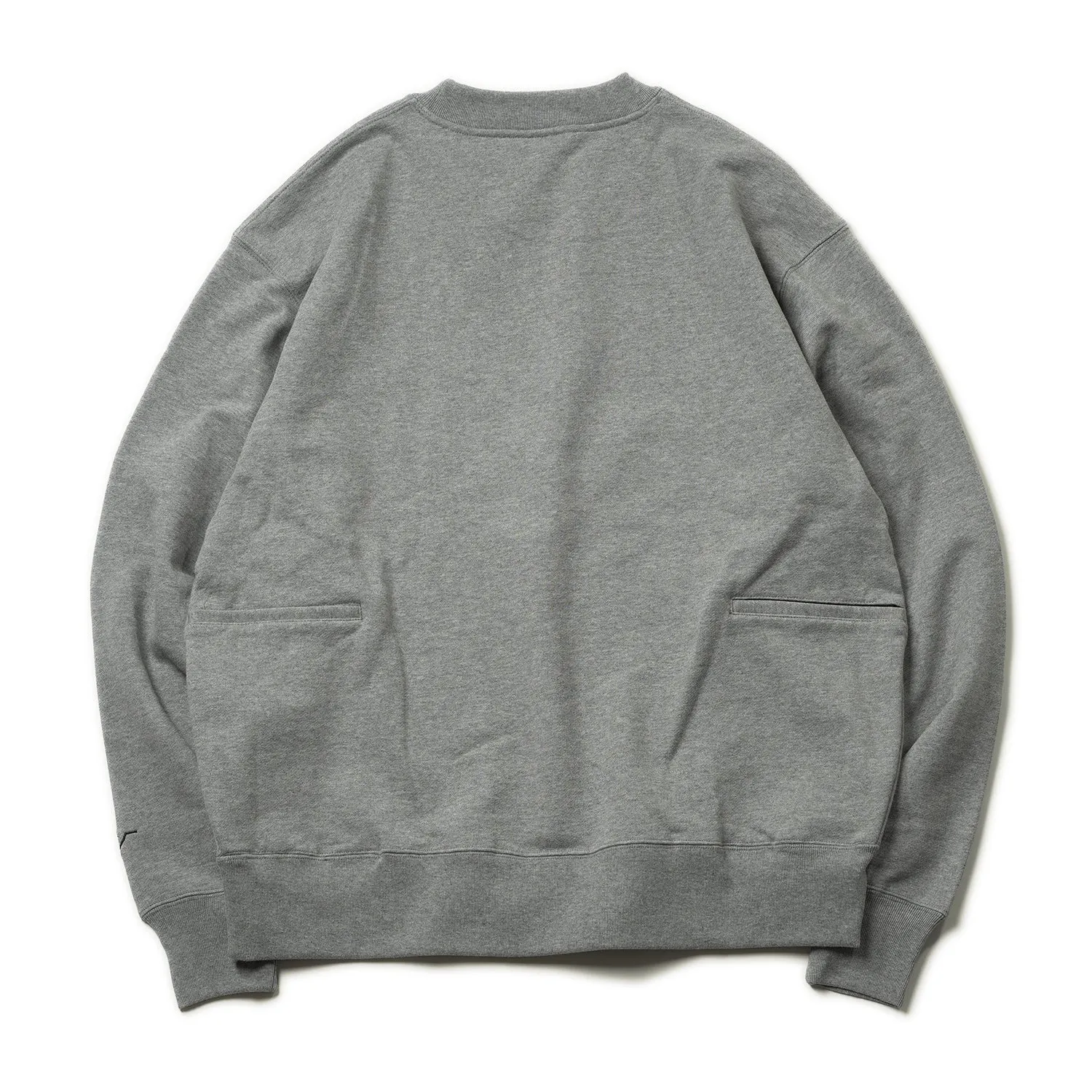 ROOT CO. | ルート　PLAY UTILITY BACK POCKET Crewneck Sweat 2024