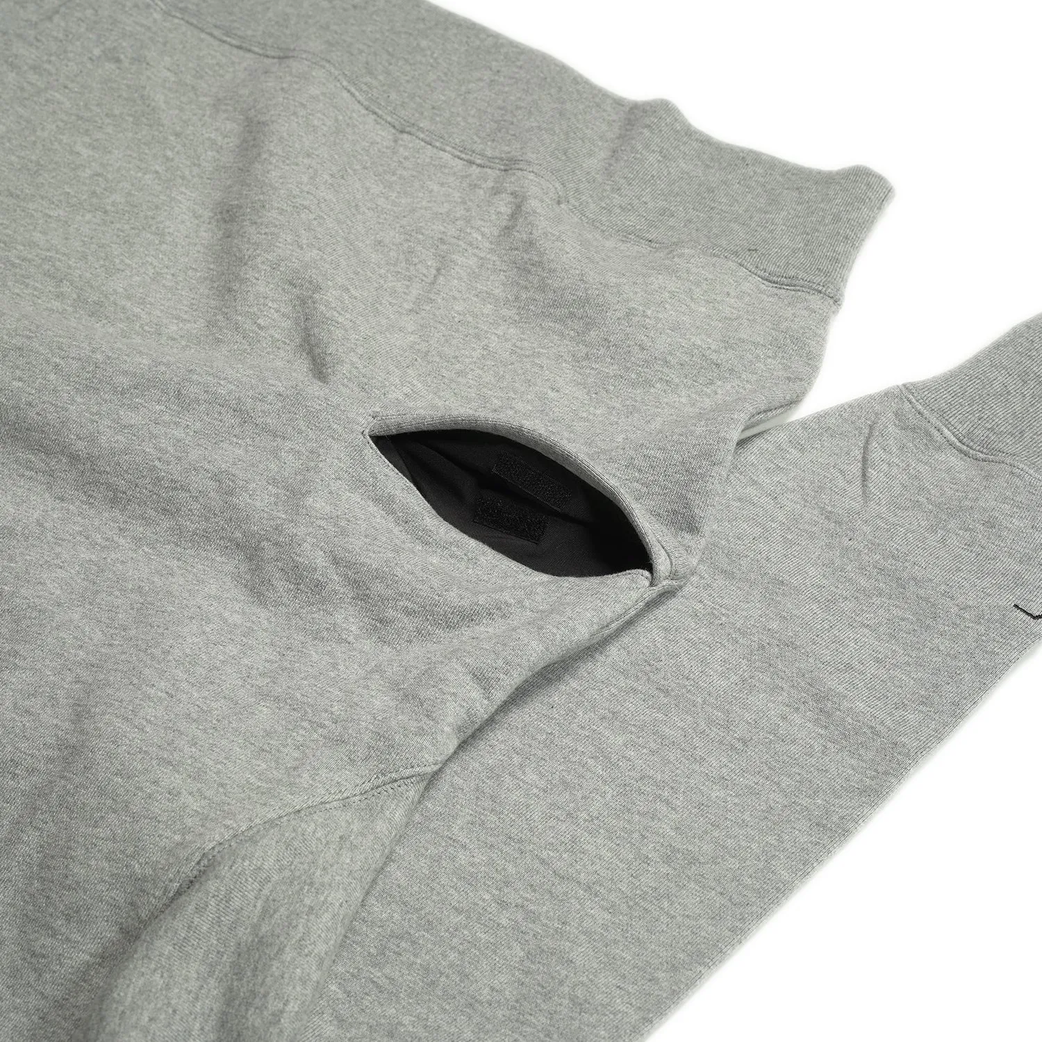 ROOT CO. | ルート　PLAY UTILITY BACK POCKET Crewneck Sweat 2024