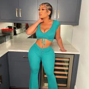Ruched Crop Top & Flared Pants Set - Trendy 2-Piece Outfit