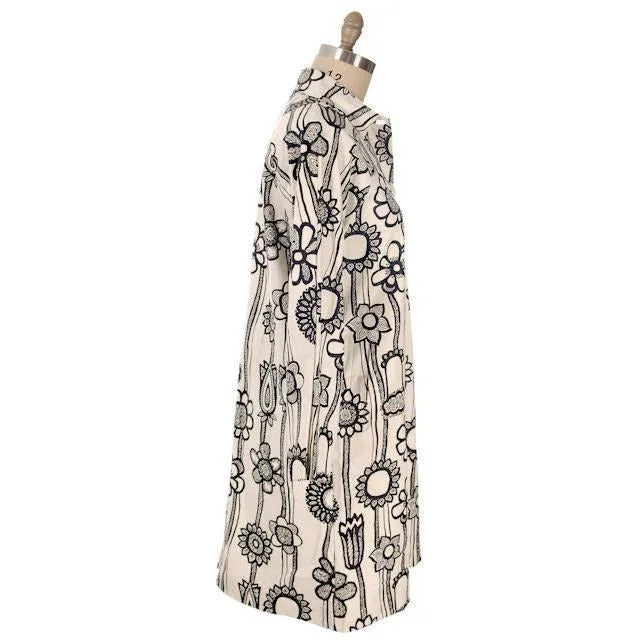 Vintage Ladies Mod Black & White Stylized Floral  Vinyl Raincoat M-L 1960s