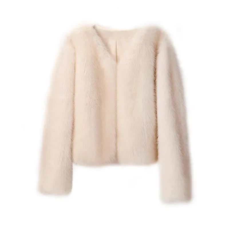 Women's Iconic Street Fashion Week Luxury Brand Gardient Cropped Faux Fur Coat for Winter 2023